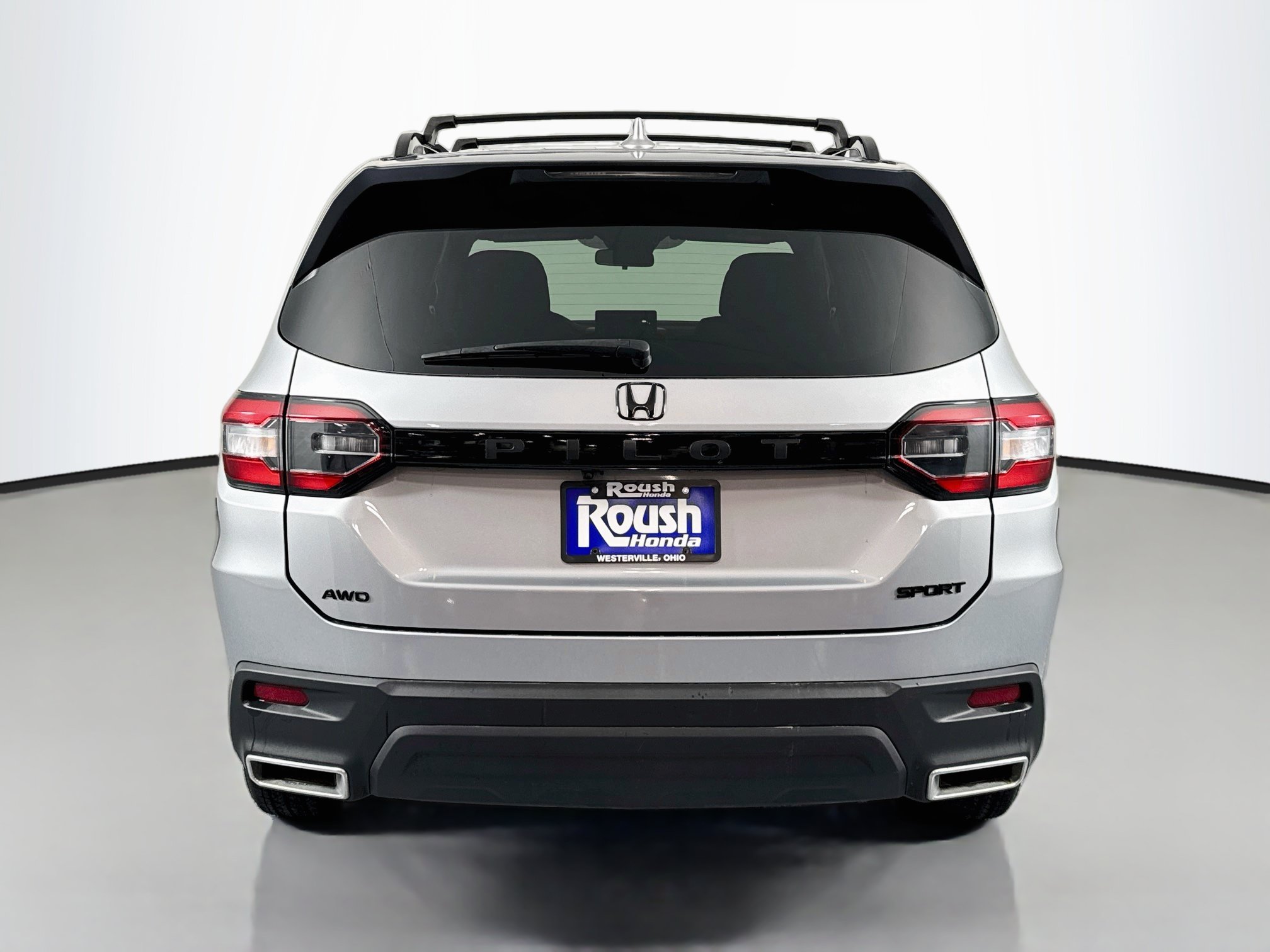 Certified 2025 Honda Pilot Sport image 6