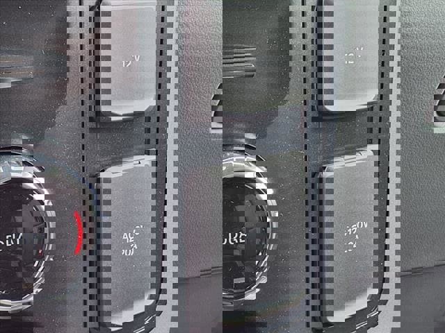 New 2025 Ford F150 Lariat w/ Equipment Group 501A Mid image 17