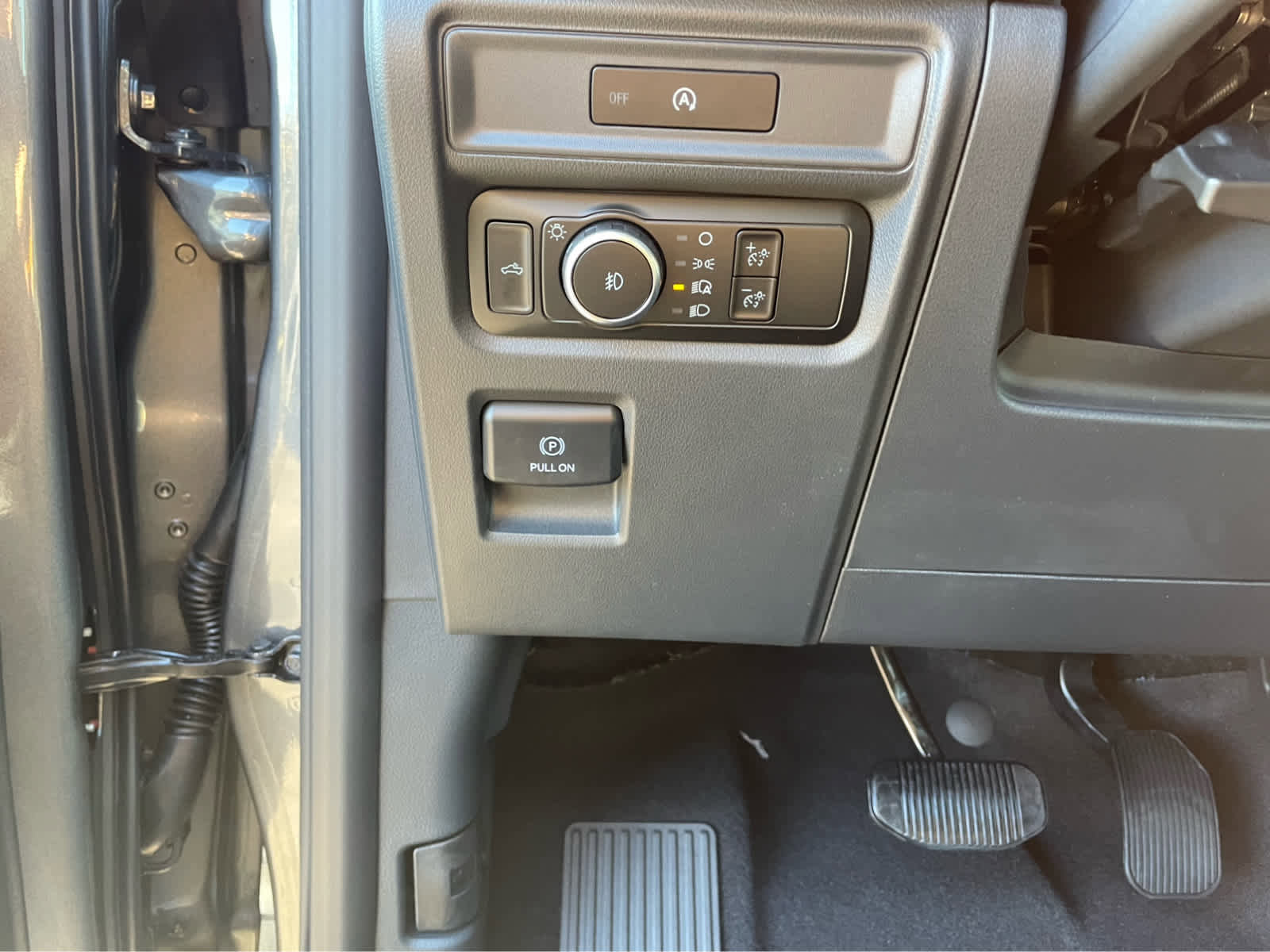 Used 2025 Ford F150 STX w/ Equipment Group 200A image 14