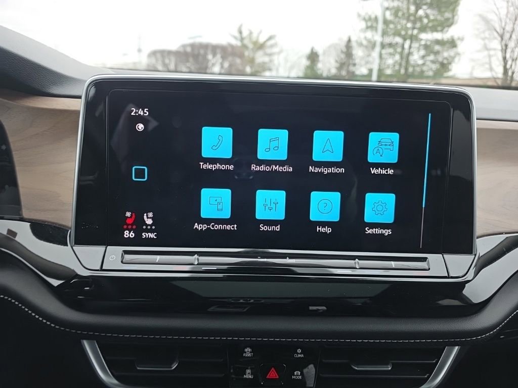 Used 2024 Volkswagen Atlas SE image 15