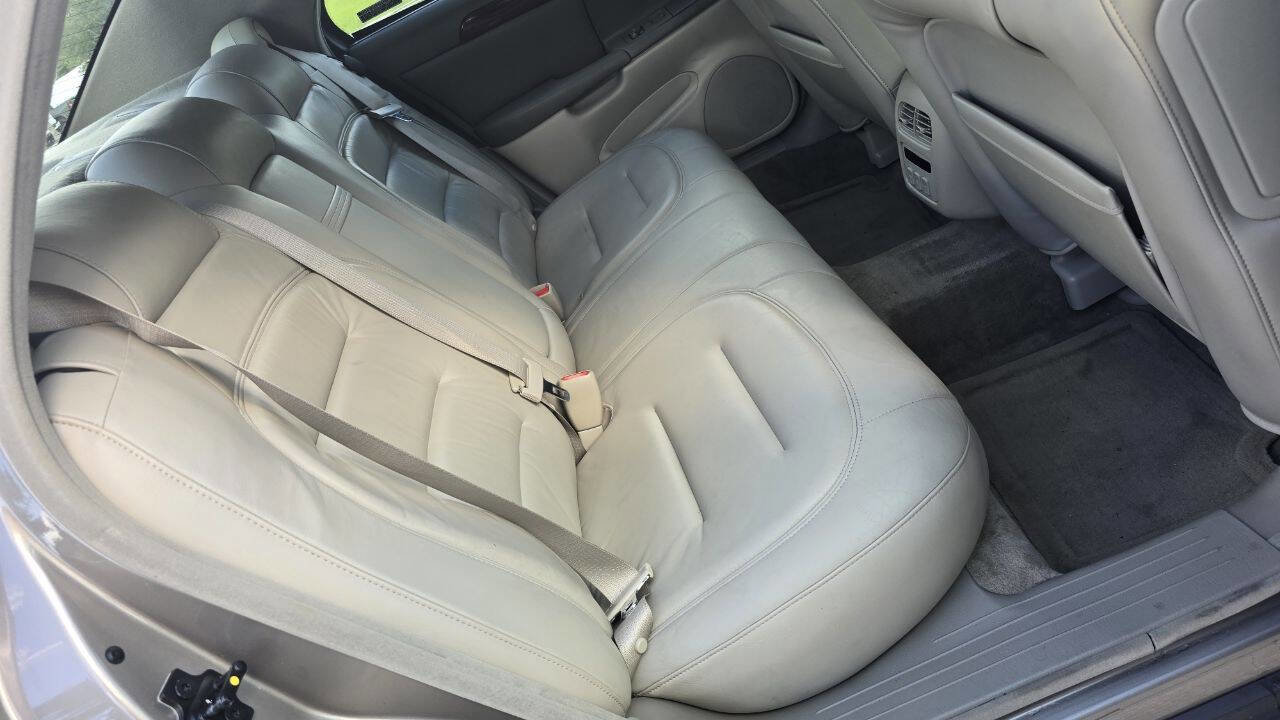 Used 2000 Cadillac De Ville w/ Comfort/Convenience Pkg image 14