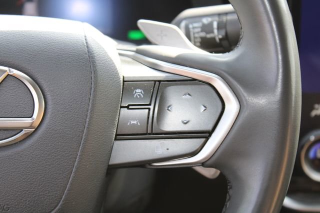 Certified 2023 Lexus RZ 450e Premium w/ Technology Package image 17
