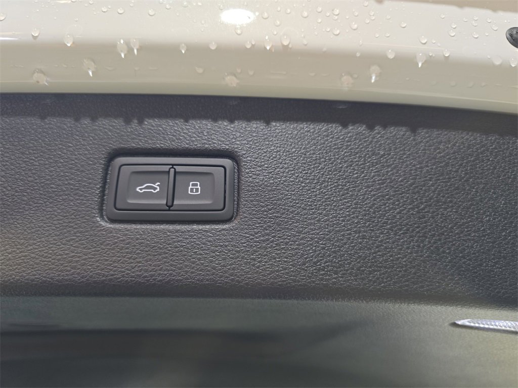 New 2025 Audi Q7 3.0T Premium Plus image 13
