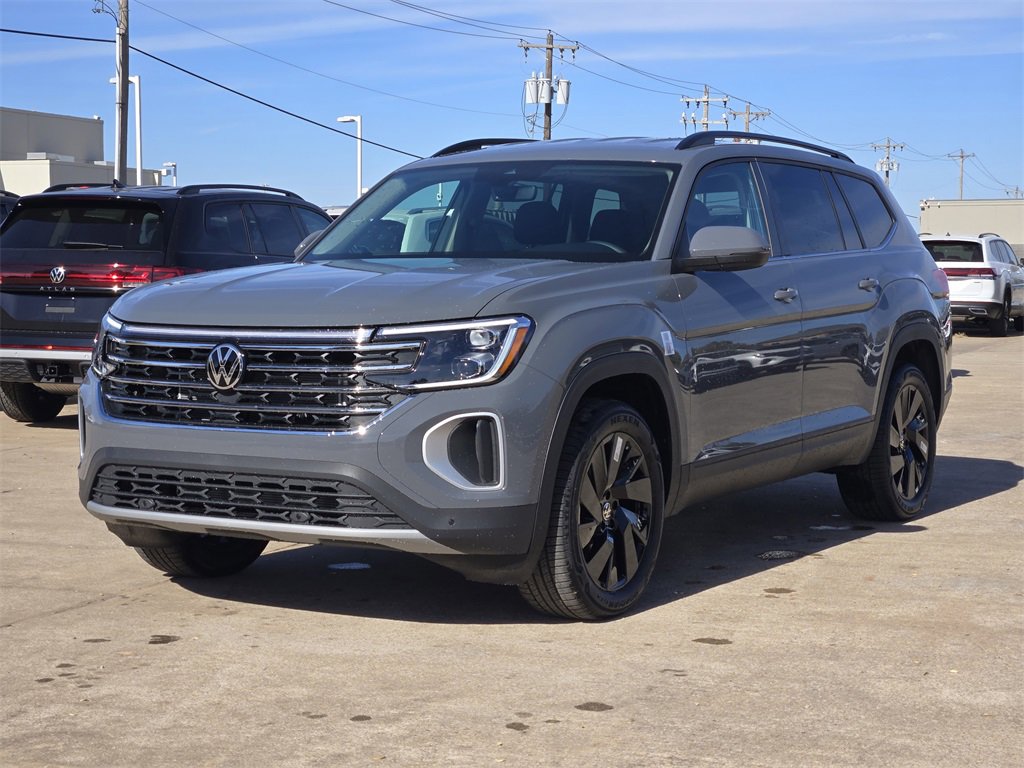 New 2026 Volkswagen Atlas SE image 2
