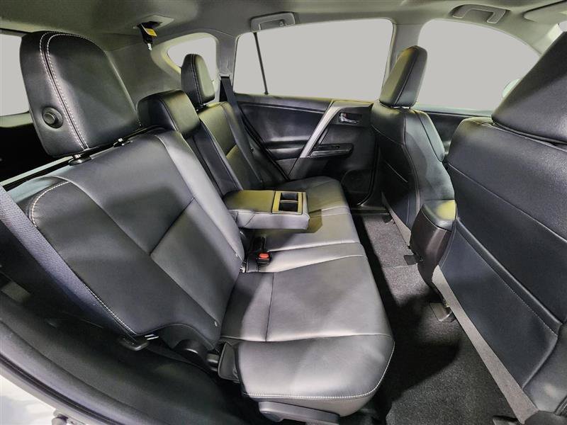 Used 2017 Toyota RAV4 Platinum w/ All Weather Liner Package AWD/4WD image 34