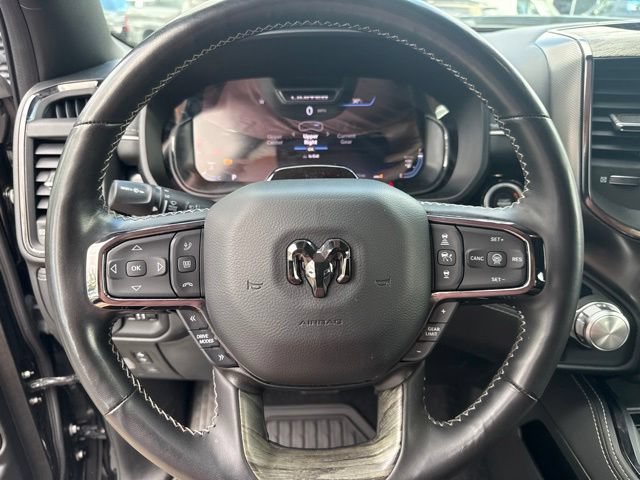 Used 2025 RAM 1500 Limited AWD/4WD image 9