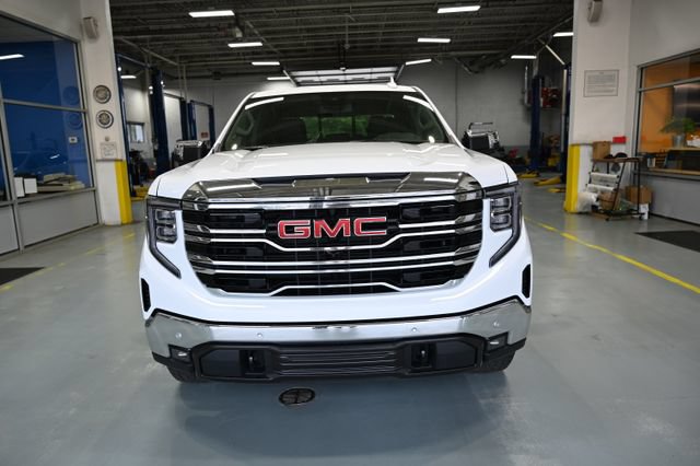 New 2026 GMC Sierra 1500 SLT w/ SLT Premium Plus Package AWD/4WD image 2
