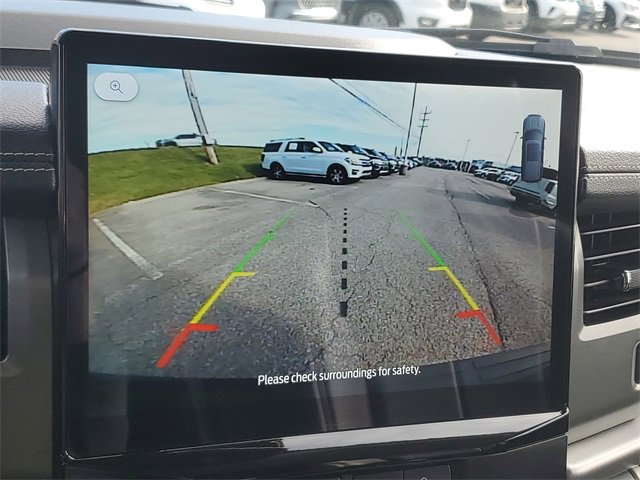 Used 2024 Ford Expedition Max XLT image 18