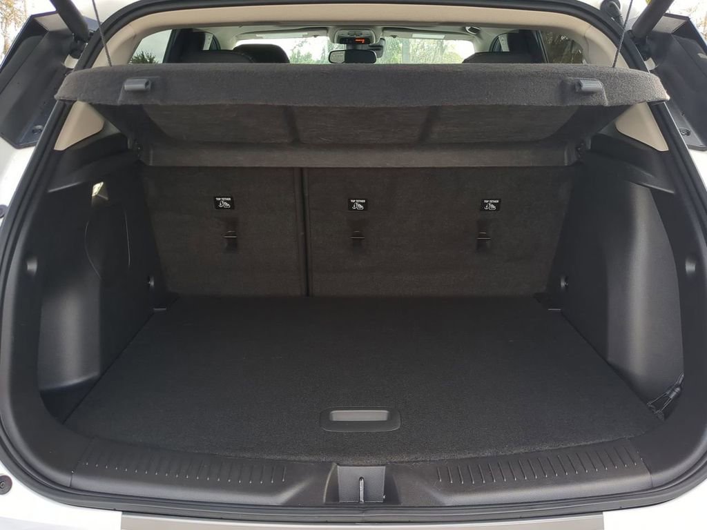 Used 2023 Buick Encore GX Essence w/ Experience Buick Package image 13