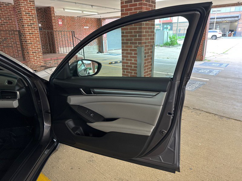Used 2020 Honda Accord LX image 12