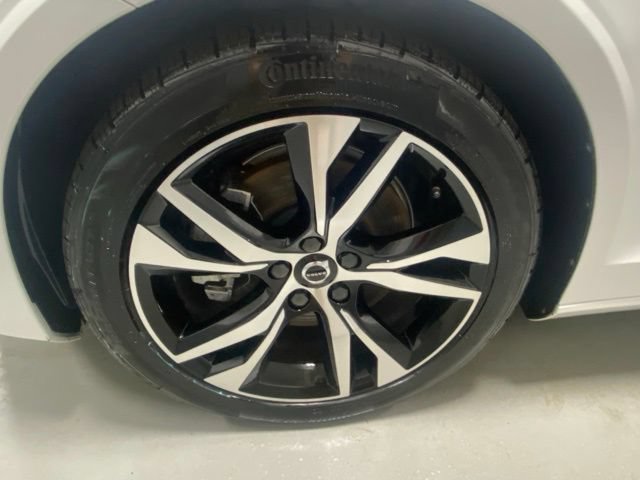 Used 2025 Volvo S60 B5 Core AWD/4WD image 5