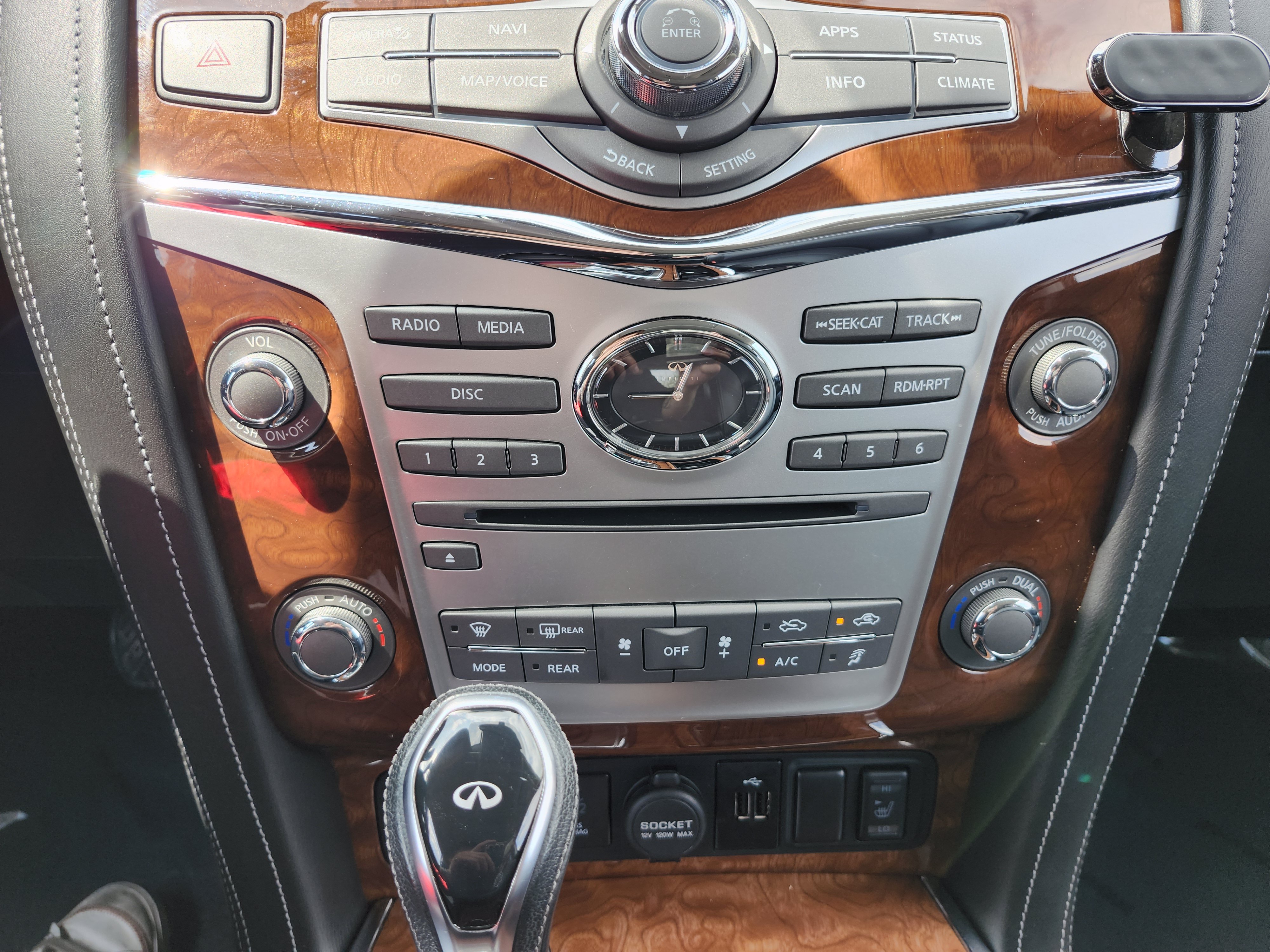 Used 2019 INFINITI QX80 Luxe w/ Proassist Package AWD/4WD image 33