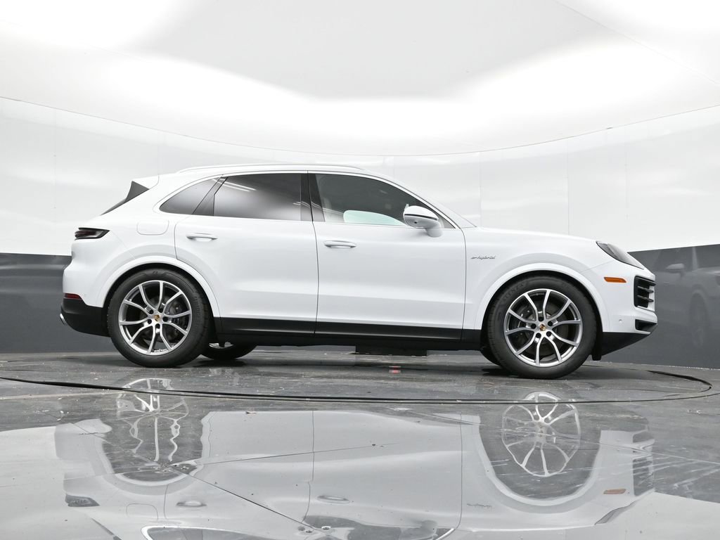 New 2025 Porsche Cayenne E-Hybrid image 39