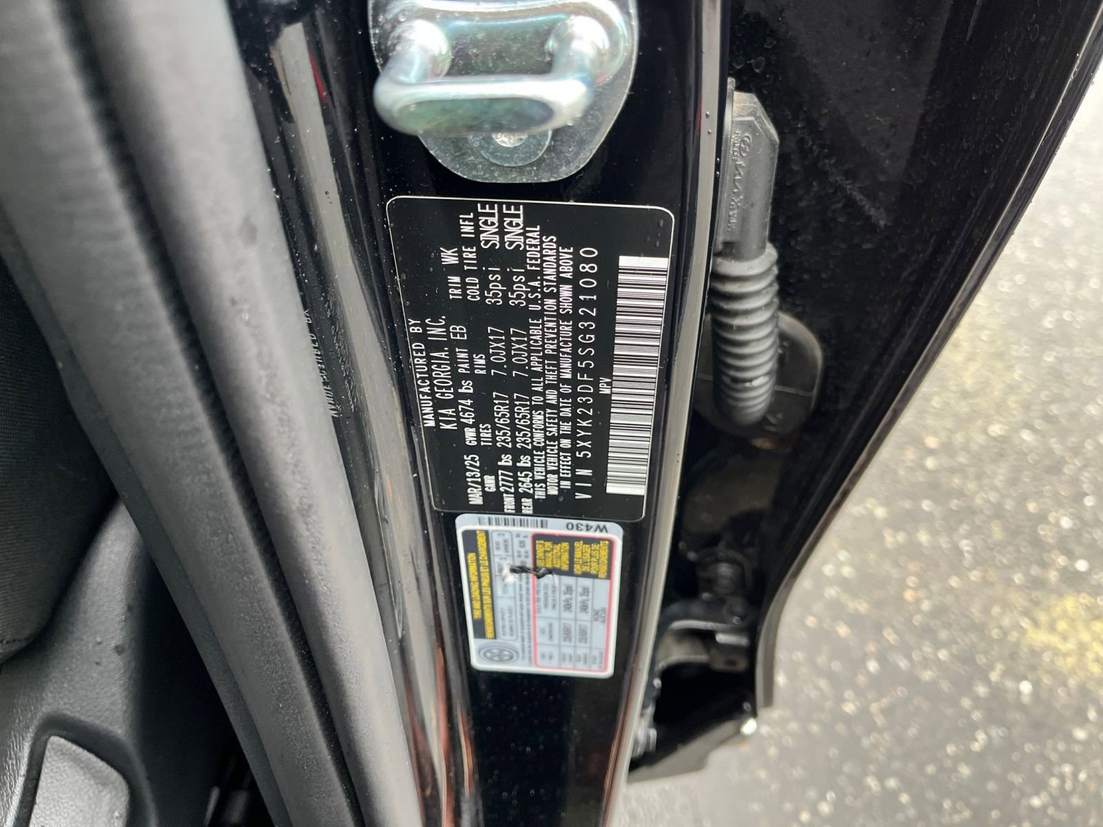 Used 2025 Kia Sportage LX image 29