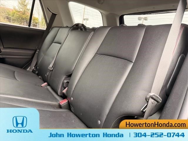 Used 2022 Toyota 4Runner TRD Off-Road Premium AWD/4WD image 15