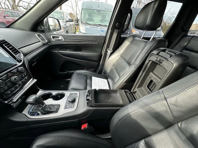 Used 2020 Jeep Grand Cherokee Limited image 28