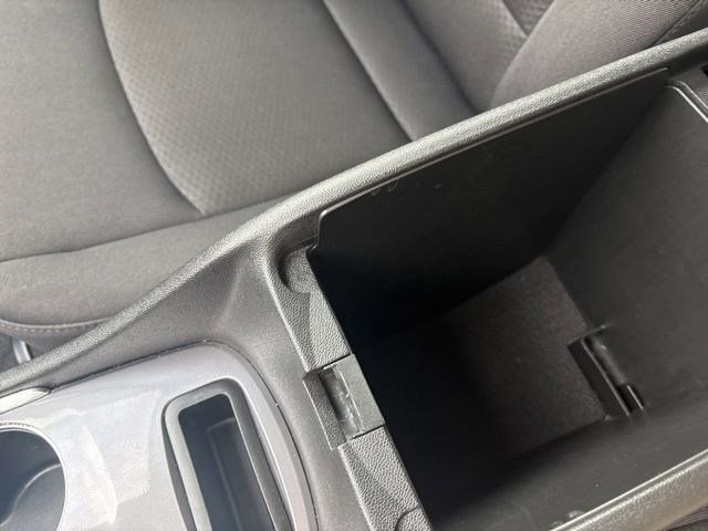 Used 2023 Chevrolet Malibu LT image 28