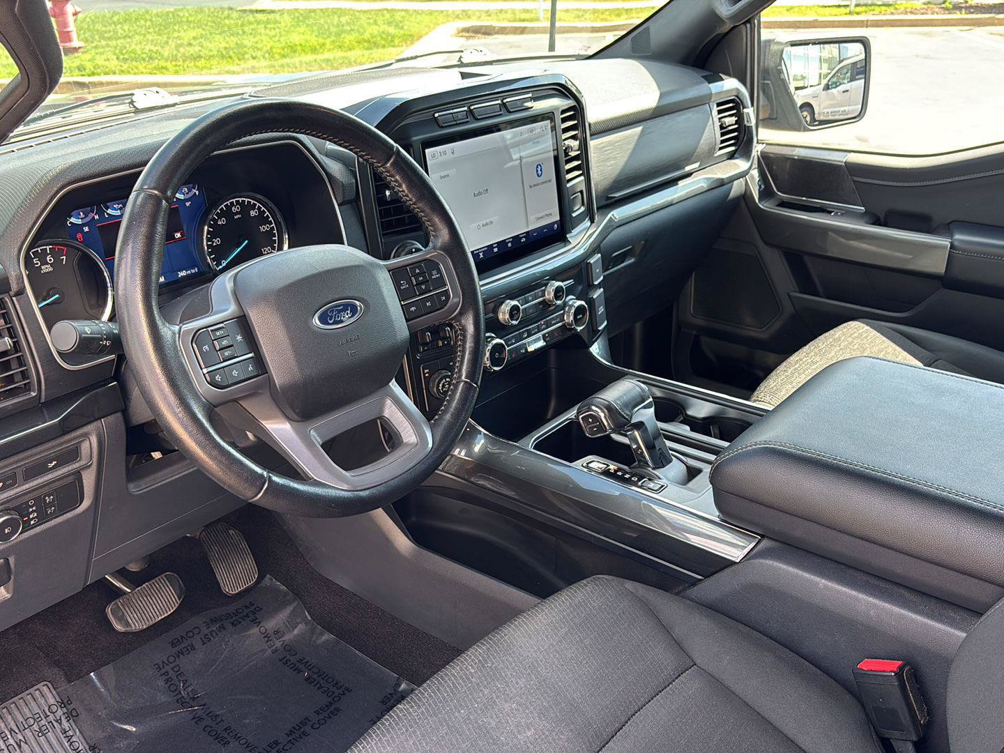Used 2022 Ford F150 XLT w/ Equipment Group 302A High AWD/4WD image 13