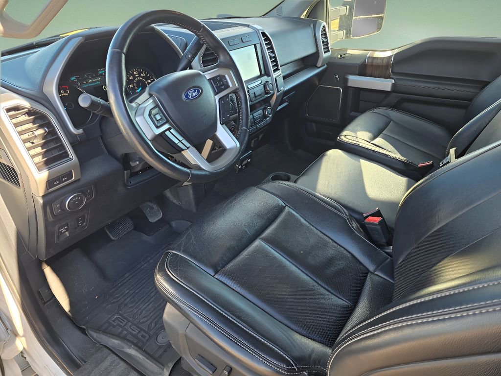 Used 2019 Ford F150 Lariat image 24
