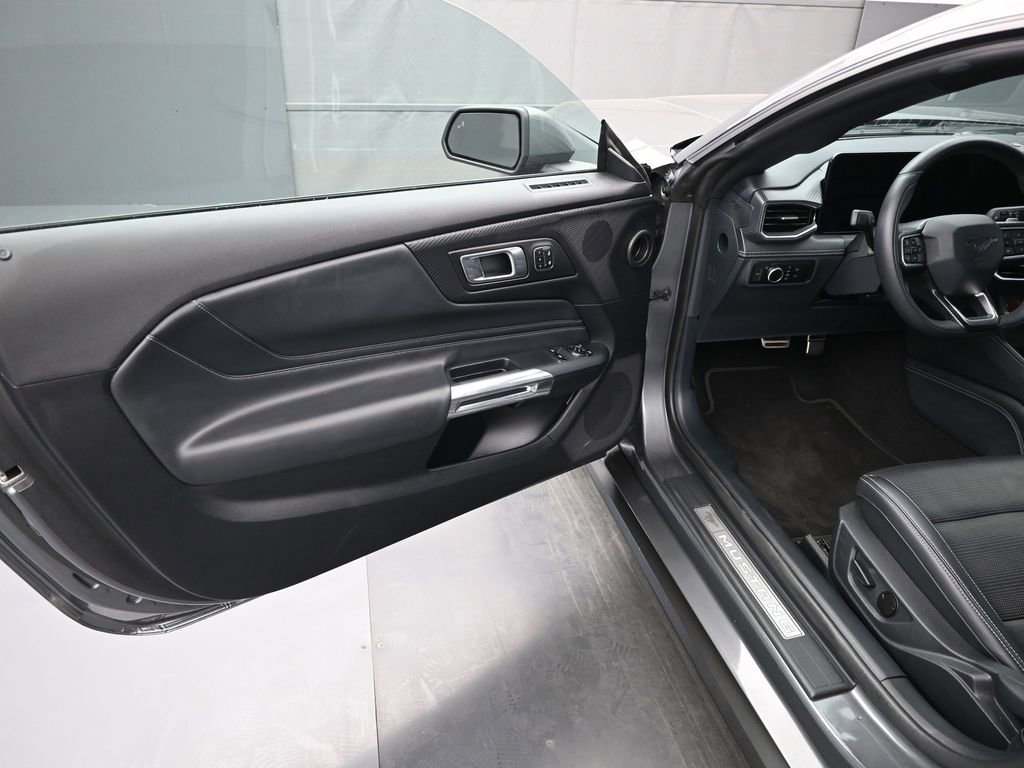 Used 2024 Ford Mustang GT Premium image 10