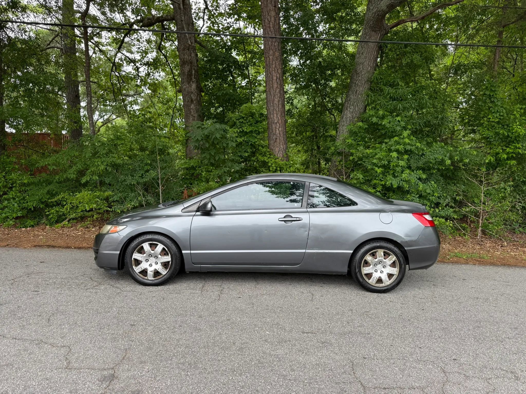 Used 2010 Honda Civic LX image 2