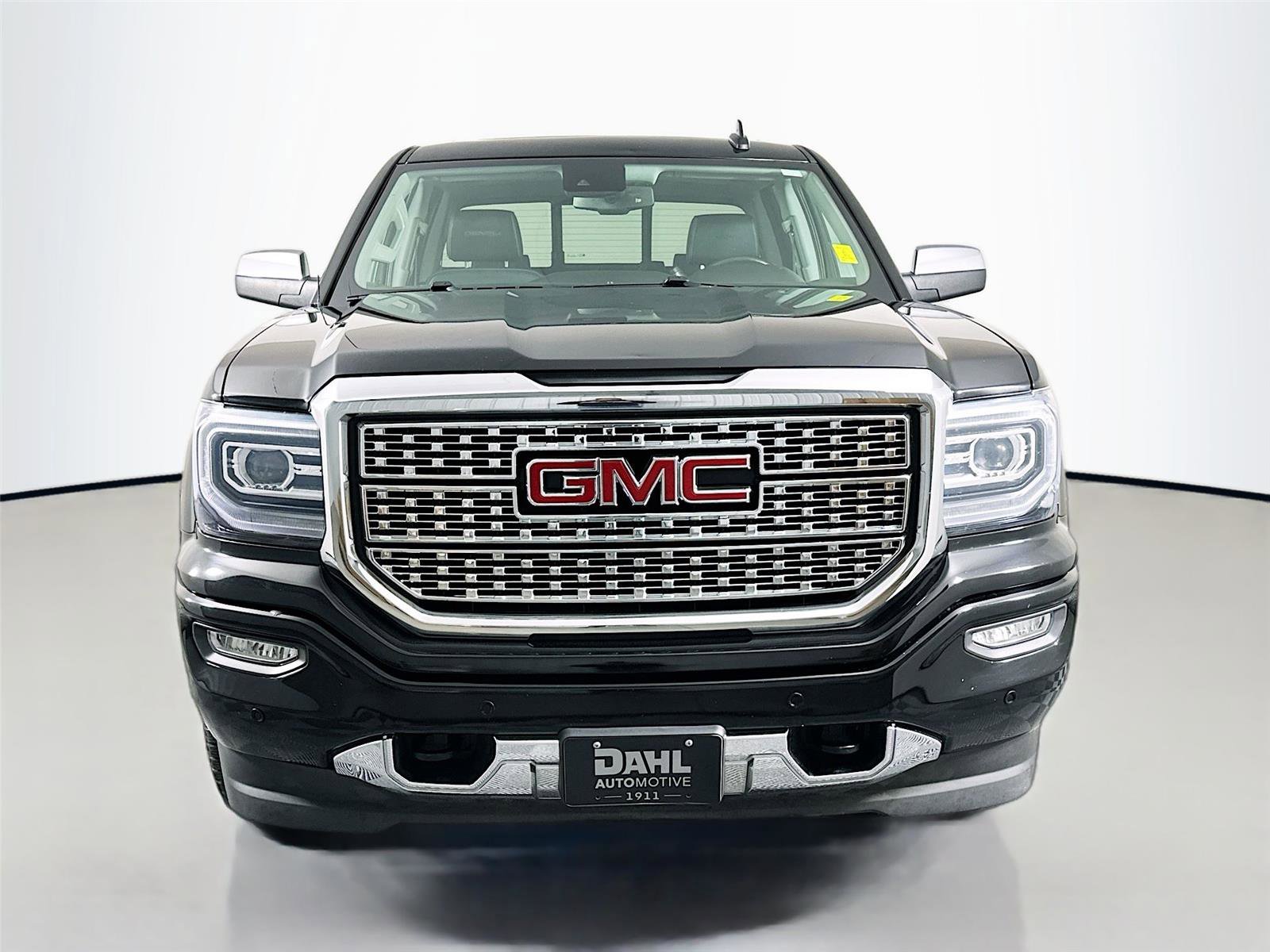 Used 2017 GMC Sierra 1500 Denali image 3