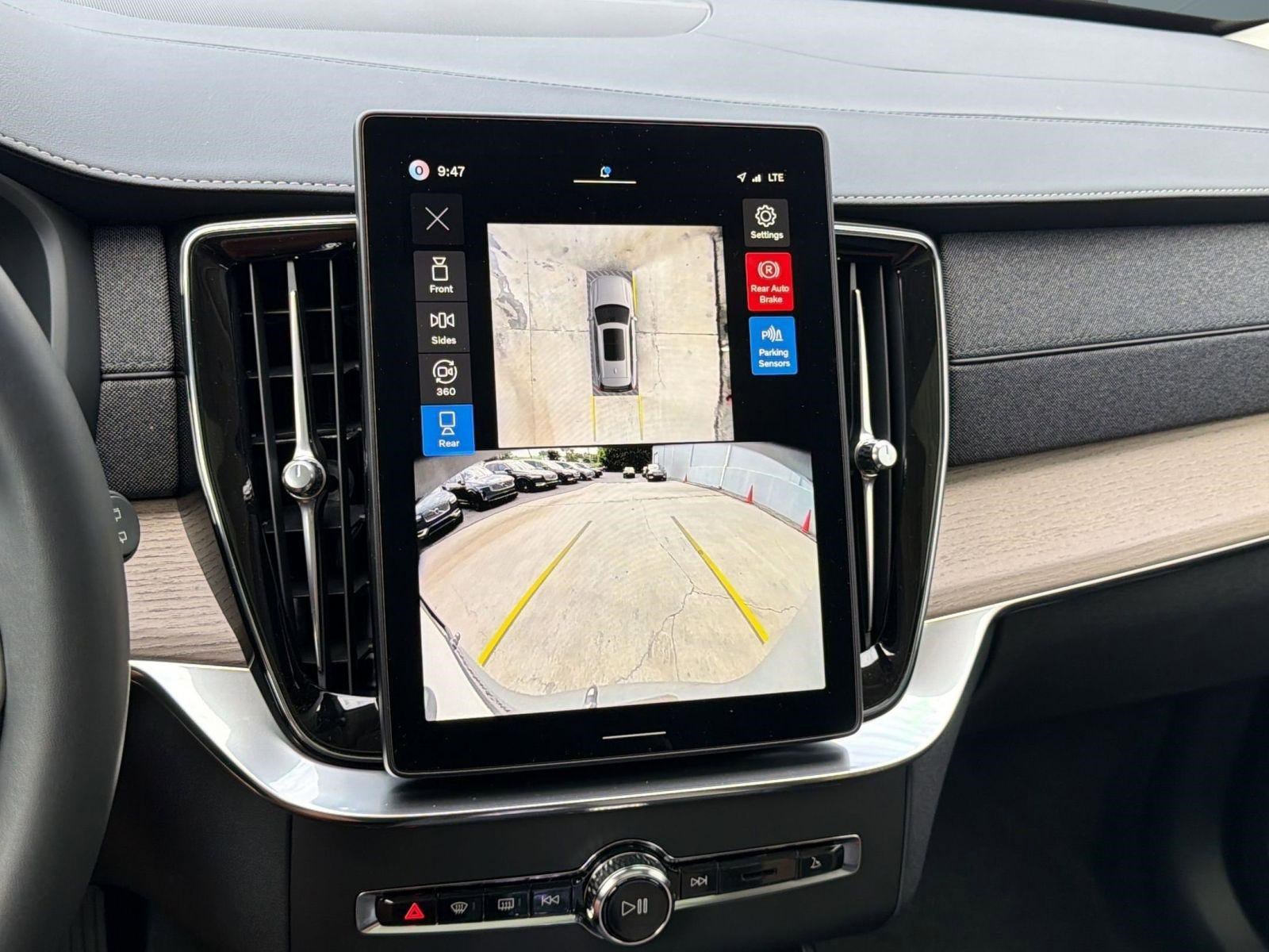 New 2026 Volvo XC90 T8 Plus w/ Protection Package AWD/4WD image 24