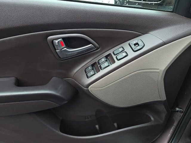 Used 2014 Hyundai Tucson Limited w/ Technology Package 02 image 10