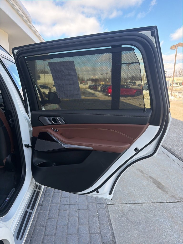 Certified 2026 BMW X7 xDrive40i image 21
