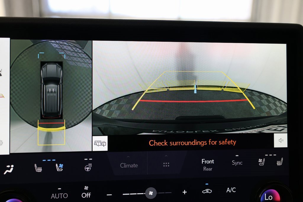 Used 2025 Lexus GX 550 w/ Accessory Package (Z1) image 33