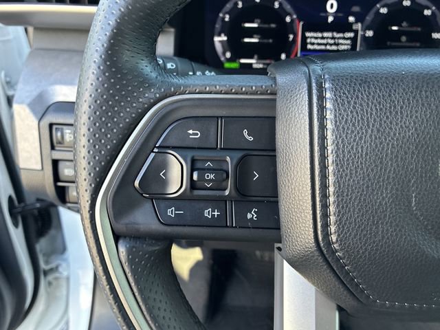 Used 2025 Toyota 4Runner Trailhunter image 21