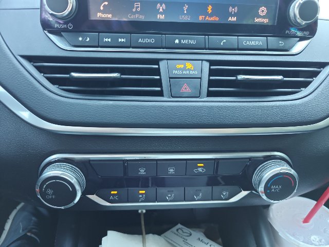 Used 2020 Nissan Altima 2.5 SR FWD image 10