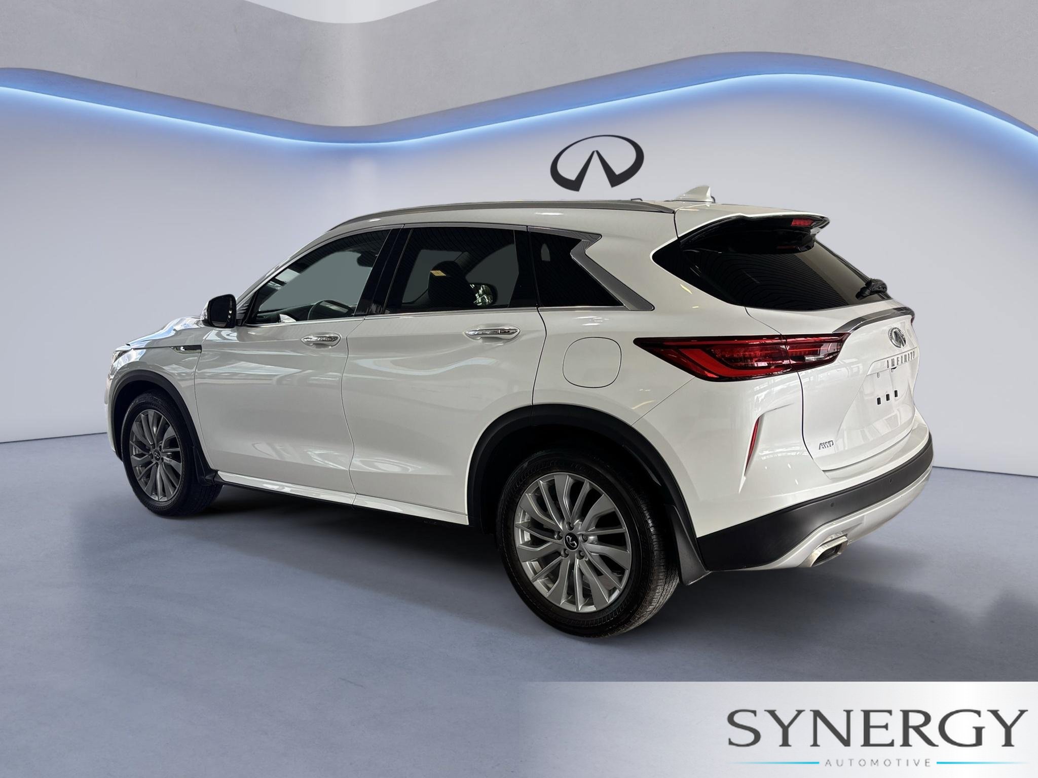 Certified 2023 INFINITI QX50 Luxe AWD/4WD image 8