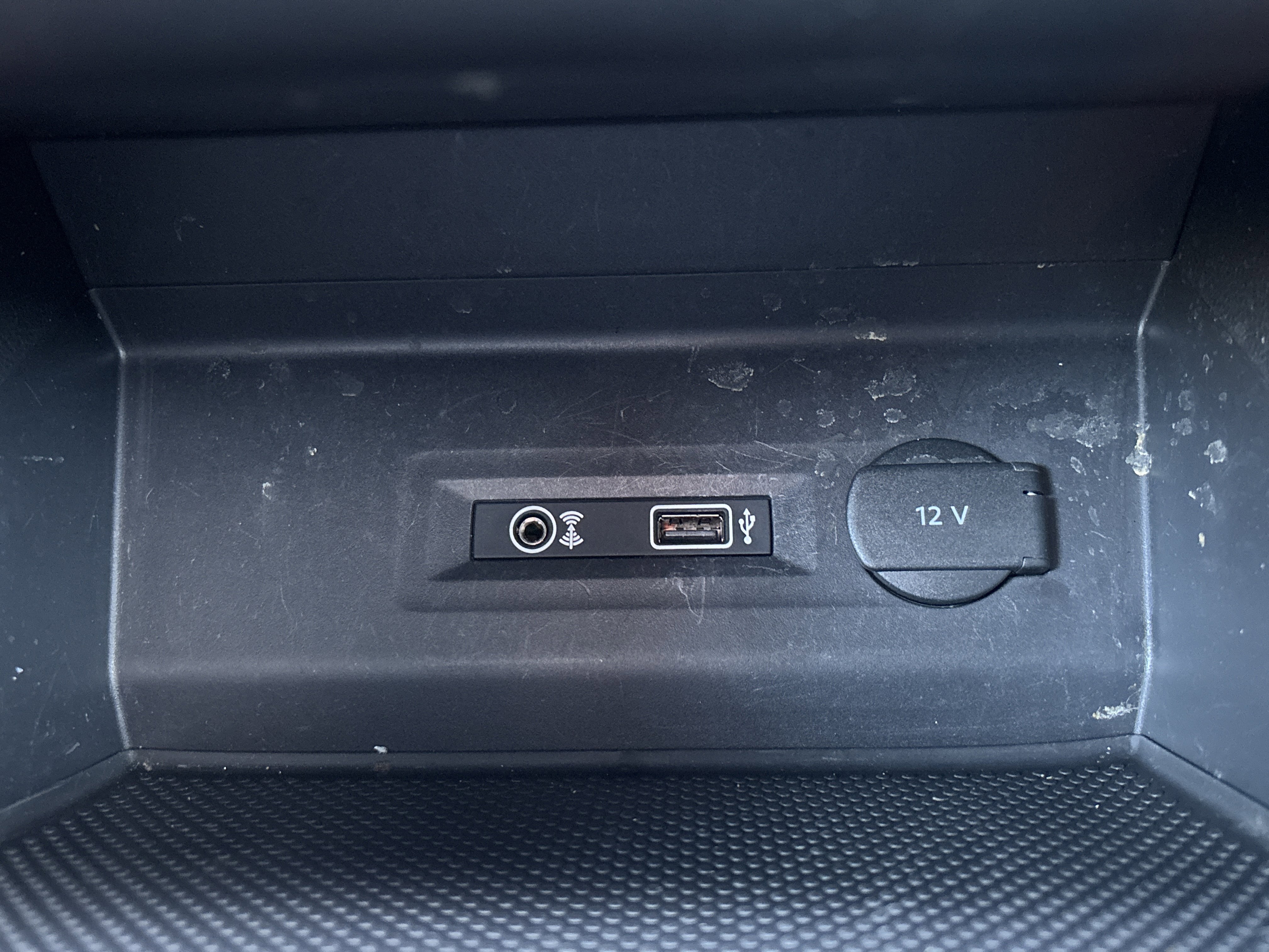 Used 2018 Volkswagen Atlas SE image 26