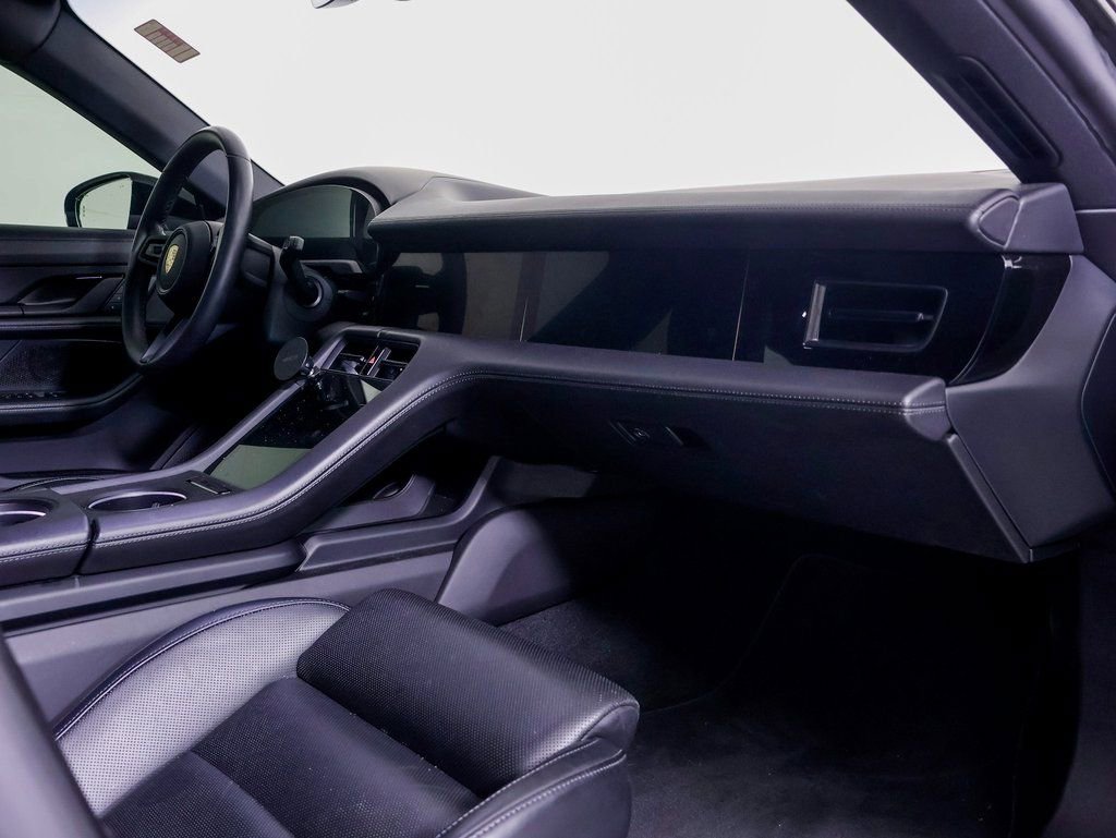 Certified 2024 Porsche Taycan 4 Cross Turismo w/ Premium Package image 7