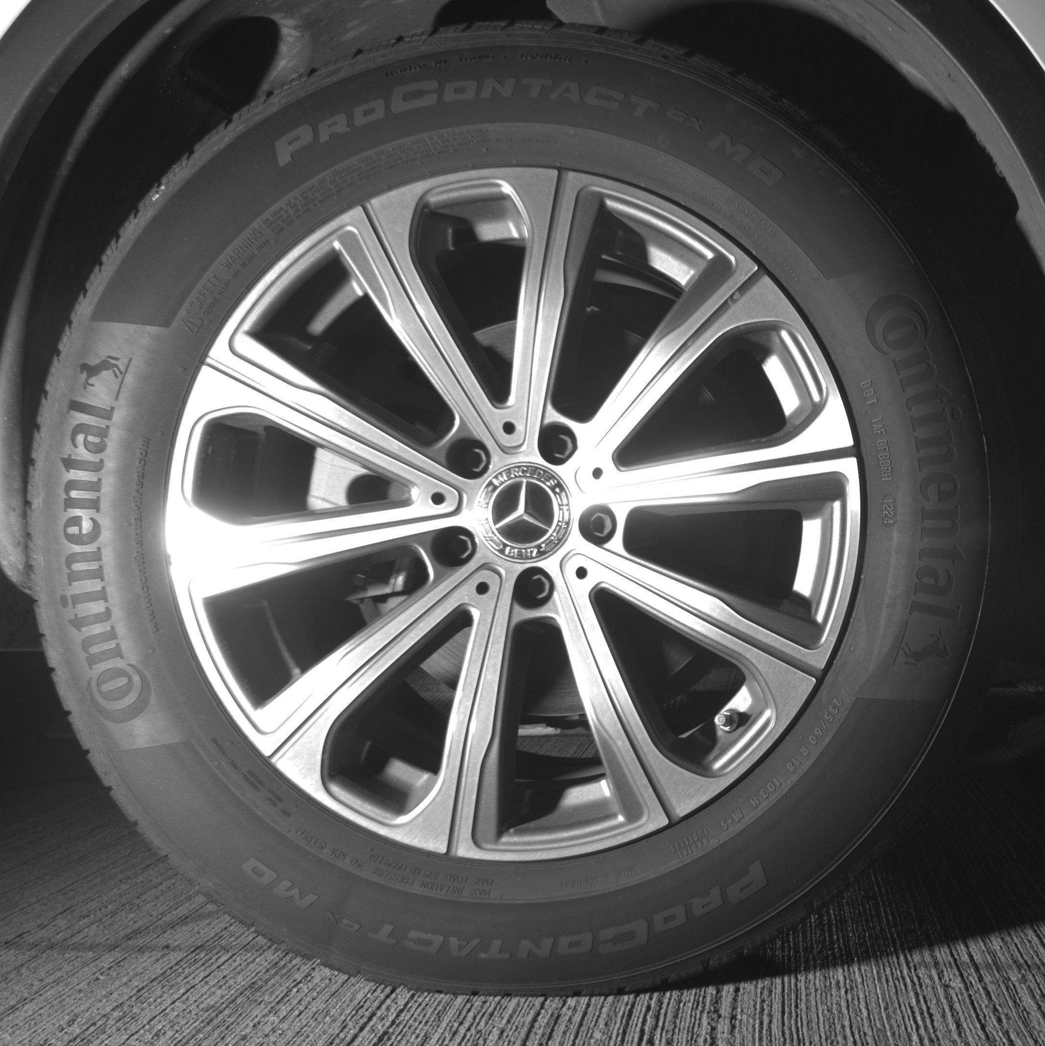 Used 2024 Mercedes-Benz GLC 300 4MATIC image 13
