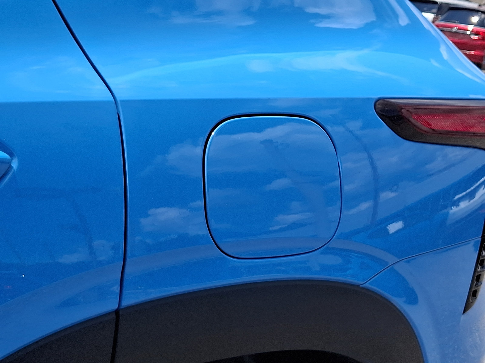Certified 2024 Chevrolet Trax RS w/ Sunroof Package FWD image 30