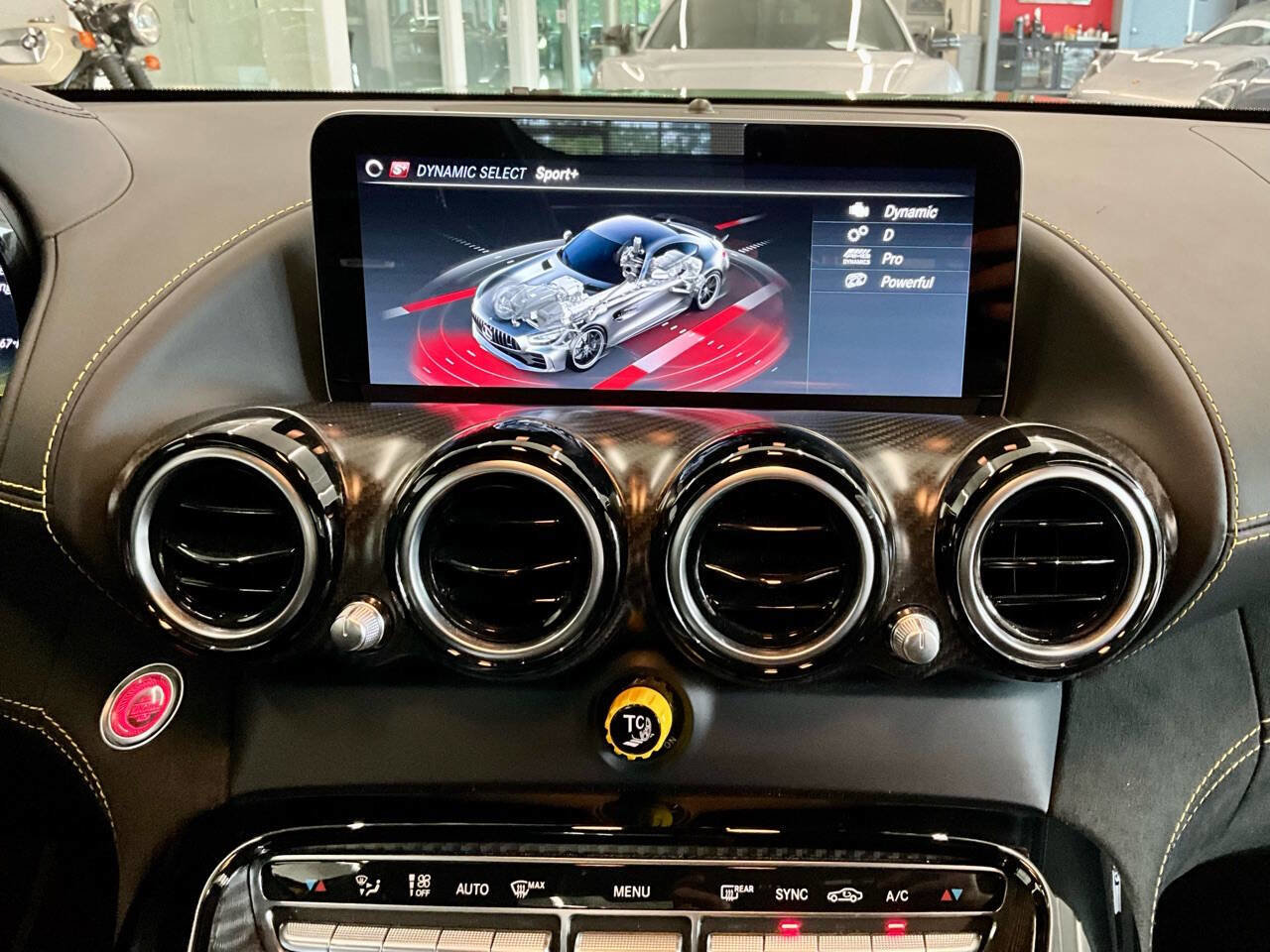 Used 2020 Mercedes-Benz AMG GT R image 30