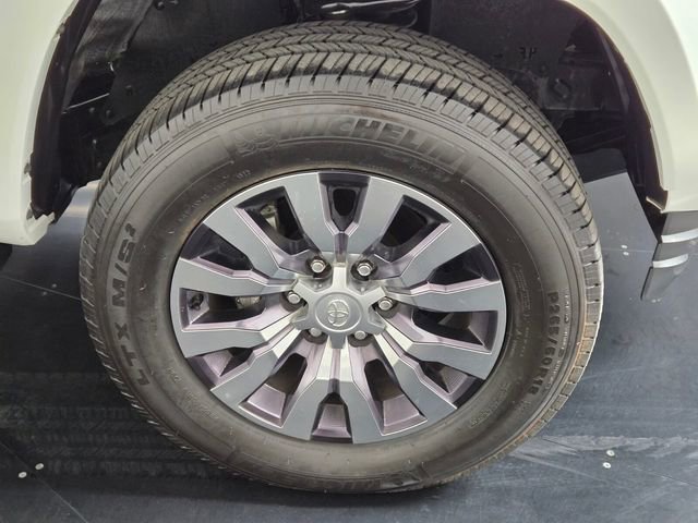 Used 2023 Toyota Tacoma Limited image 9