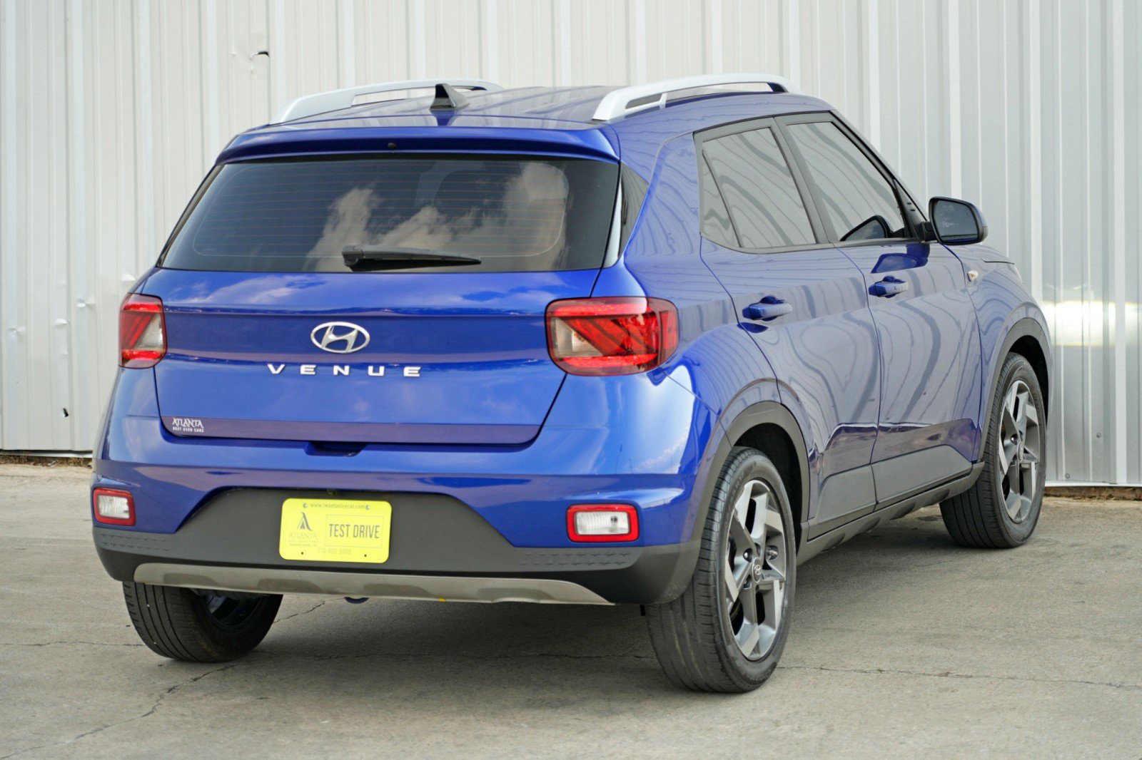 Used 2022 Hyundai Venue Limited w/ Cargo Package image 47