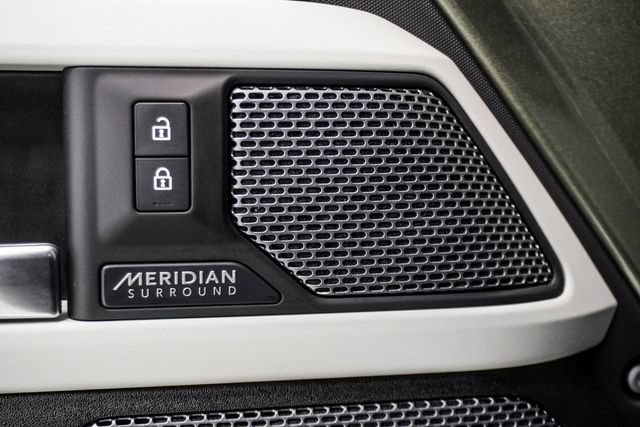 Used 2022 Land Rover Defender 90 X-Dynamic HSE AWD/4WD image 19
