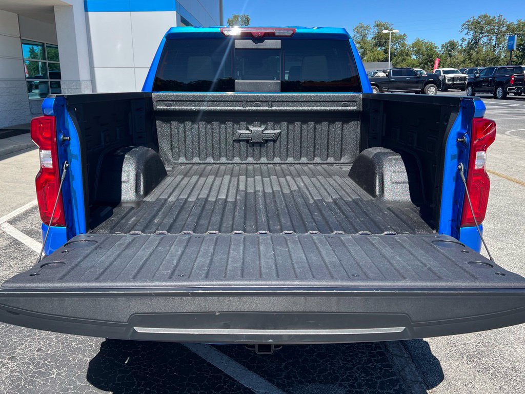 Used 2025 Chevrolet Silverado 1500 ZR2 AWD/4WD image 11