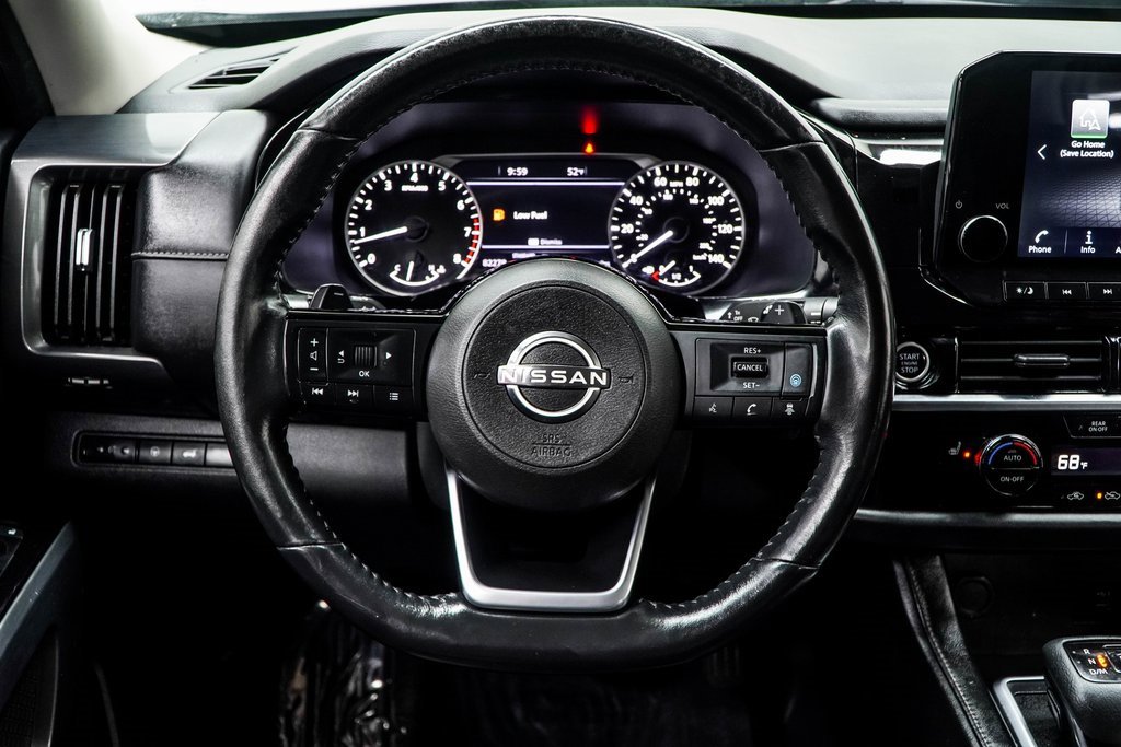 Used 2022 Nissan Pathfinder SL image 18