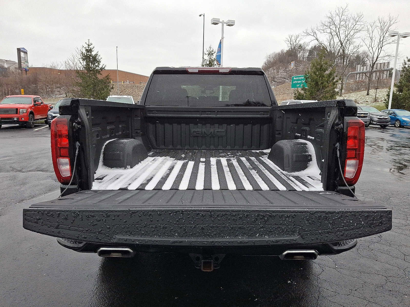 Used 2023 GMC Sierra 1500 Elevation image 28