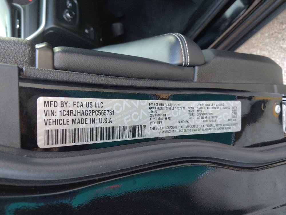 Used 2023 Jeep Grand Cherokee Altitude AWD/4WD image 33