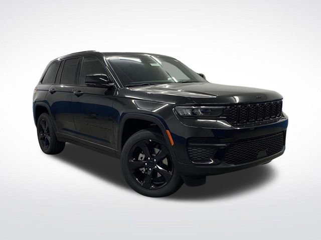 New 2025 Jeep Grand Cherokee Altitude image 42