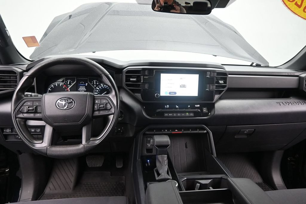 Used 2025 Toyota Tundra SR5 w/ SR5 Convenience Package AWD/4WD image 36