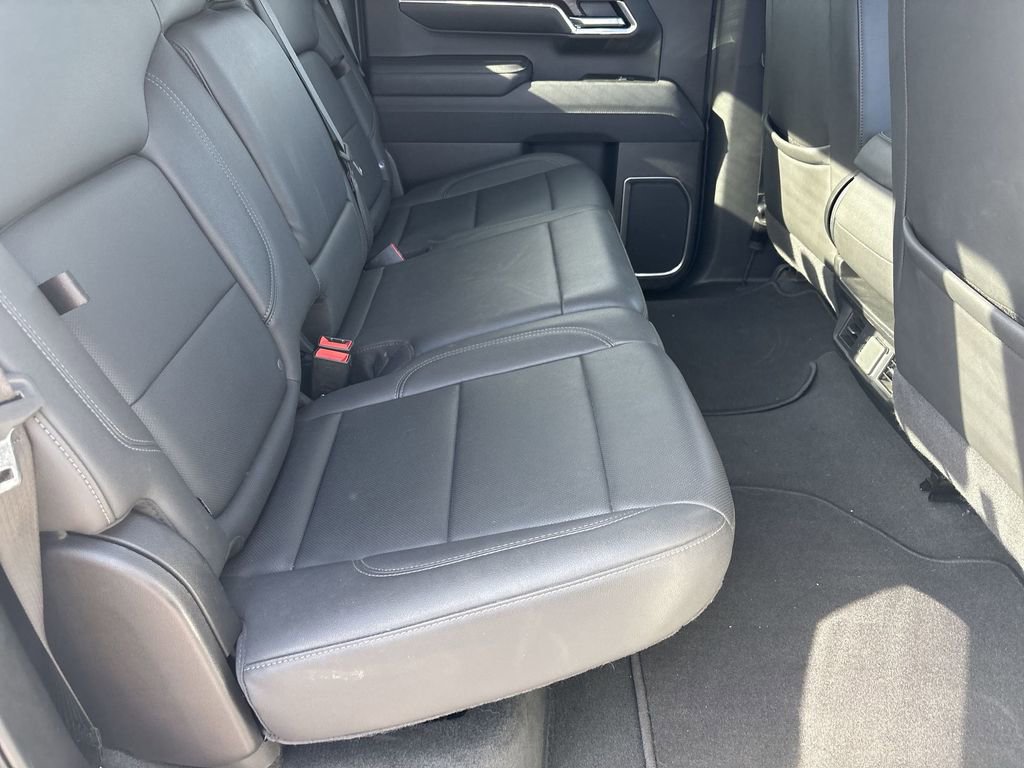 Used 2025 GMC Sierra 1500 SLT image 27