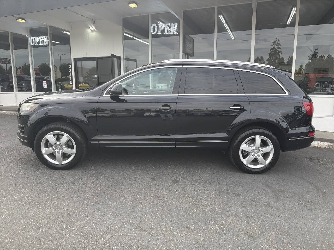 Used 2015 Audi Q7 TDI Premium Plus w/ Premium Plus Package AWD/4WD image 3