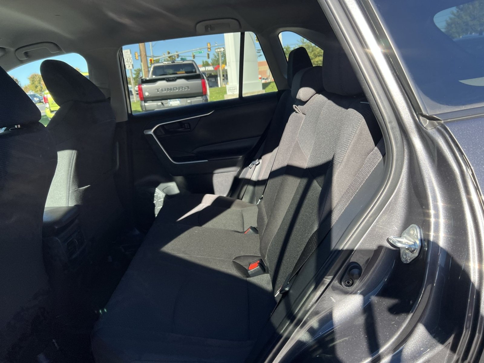Used 2024 Toyota RAV4 LE AWD/4WD image 22